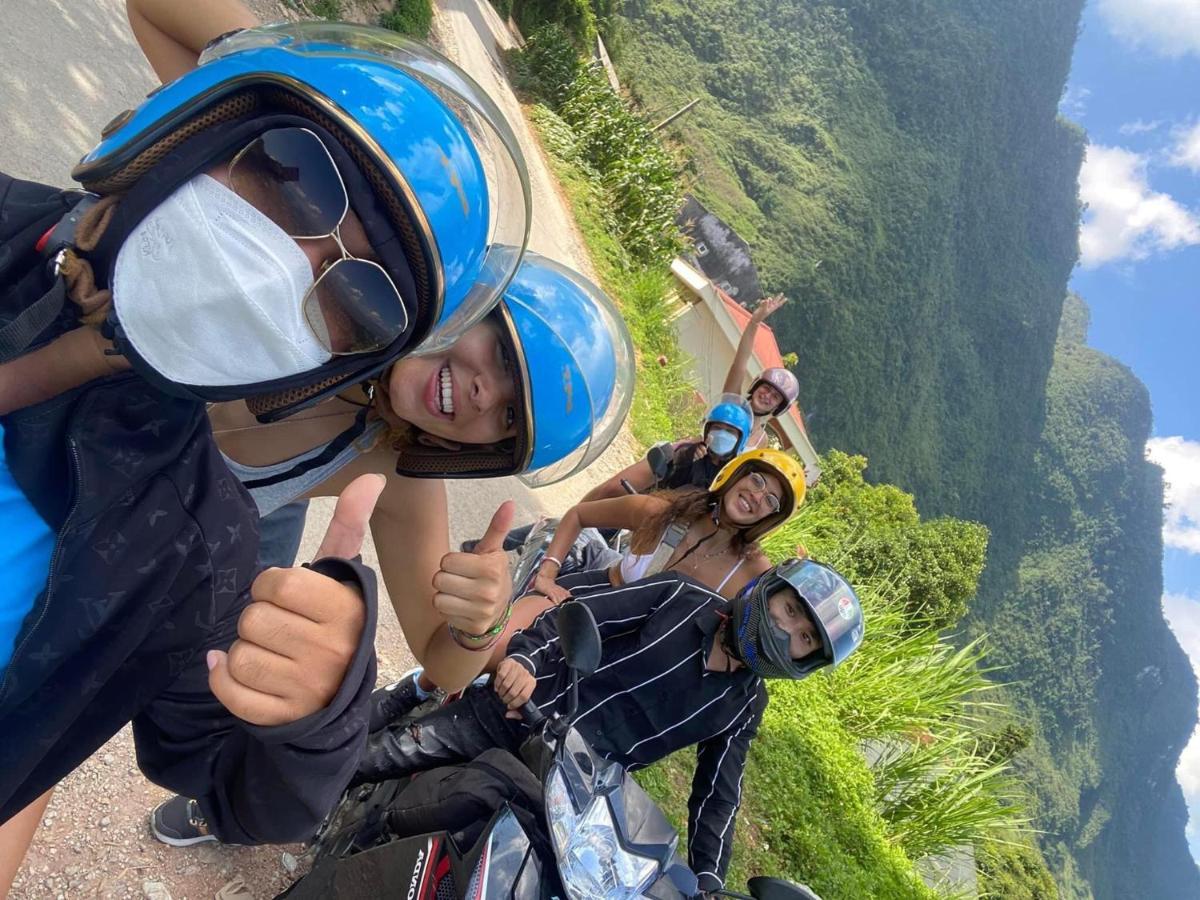 Ha Giang Safari Hostel & Motorbikes ภายนอก รูปภาพ