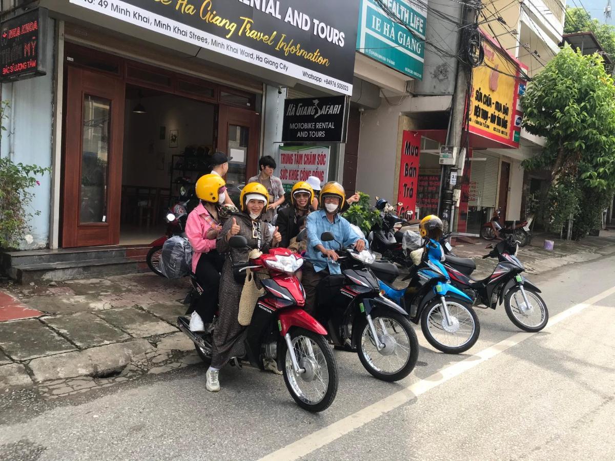 Ha Giang Safari Hostel & Motorbikes ภายนอก รูปภาพ