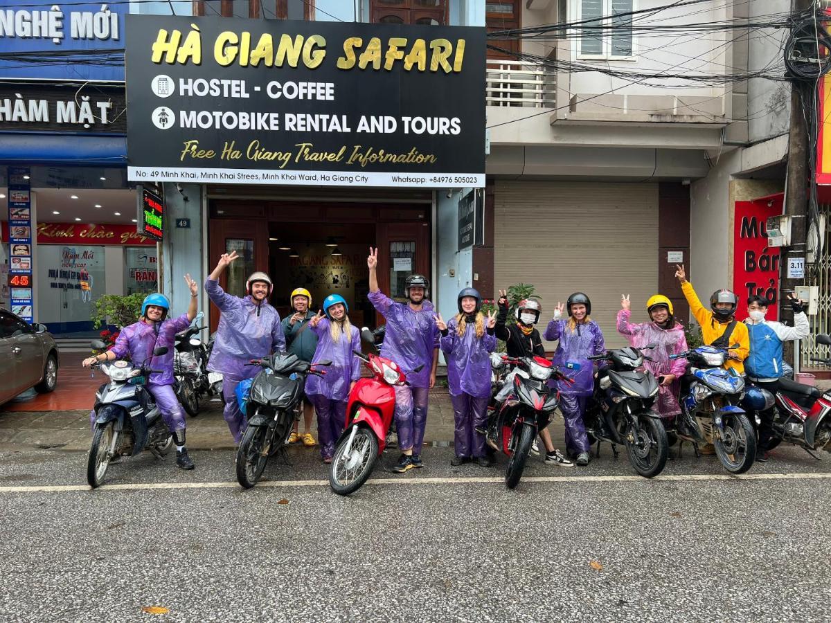 Ha Giang Safari Hostel & Motorbikes ภายนอก รูปภาพ